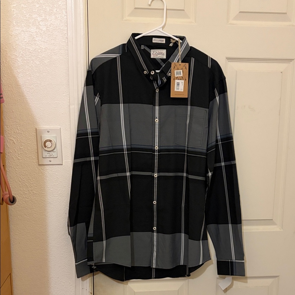 Croft & Barrow Black and Gray Checkered Men's Shirt vintage 7 diamonds